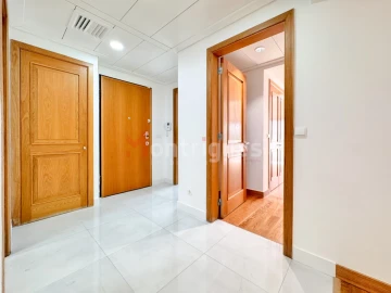 Apartamento T3 para Venda em Parque das Nações