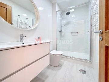 Apartamento T3 para Venda em Parque das Nações