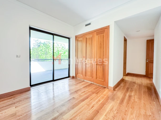 Apartamento T3 para Venda em Parque das Nações Foto 17