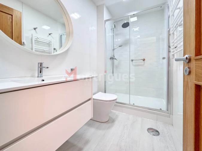Apartamento T3 para Venda em Parque das Nações Foto 29
