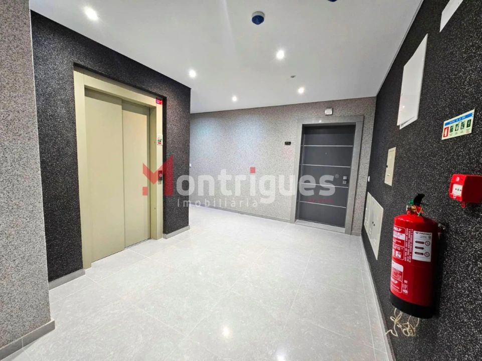 Apartamento T3 para Venda em Montijo e Afonsoeiro Foto 26