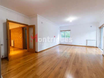 Apartamento T3 para Venda em Parque das Nações