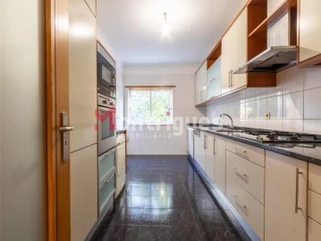 Apartamento T3 para Venda em Parque das Nações