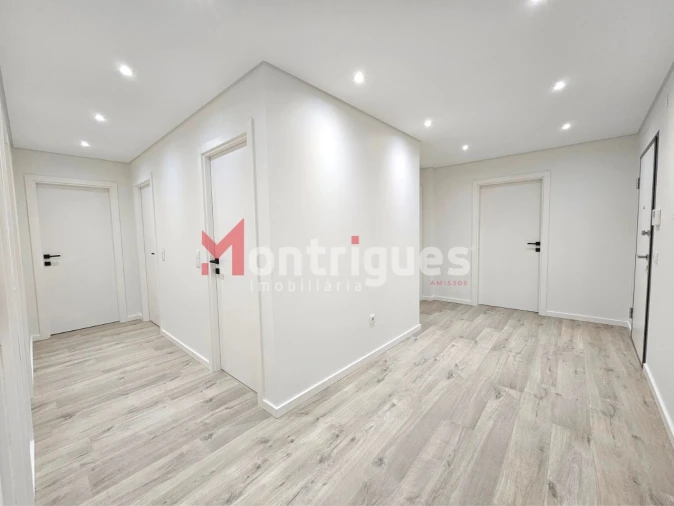 Apartamento T4 para Venda em Montijo e Afonsoeiro Foto 5