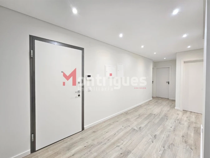 Apartamento T4 para Venda em Montijo e Afonsoeiro Foto 6