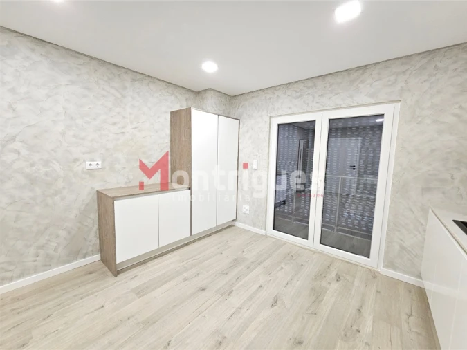 Apartamento T4 para Venda em Montijo e Afonsoeiro Foto 11