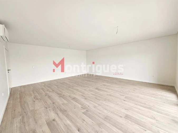 Apartamento T4 para Venda em Montijo e Afonsoeiro Foto 17