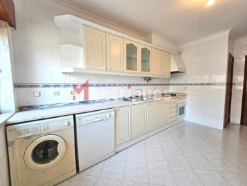 Apartamento T2 para Venda em Algueirão-Mem Martins