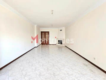 Apartamento T2 para Venda em Algueirão-Mem Martins