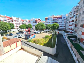 Apartamento T2 para Venda em Algueirão-Mem Martins