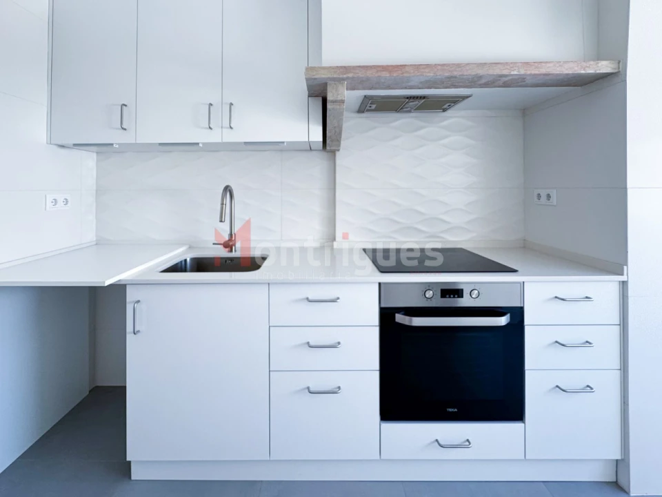 Apartamento T2 para Arrendamento em Moscavide e Portela Foto 2