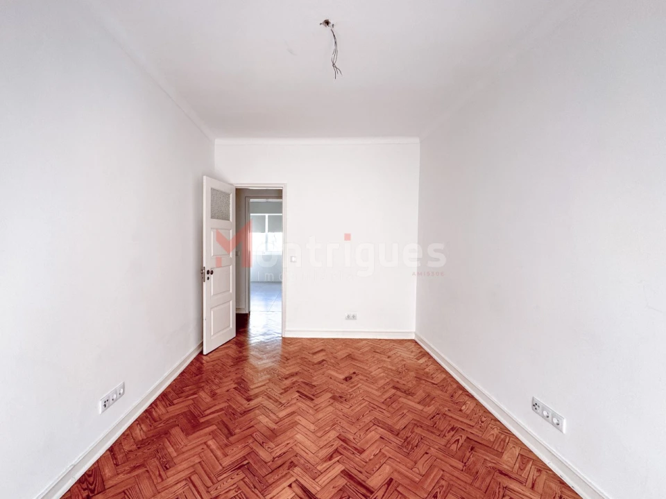 Apartamento T2 para Arrendamento em Moscavide e Portela Foto 6