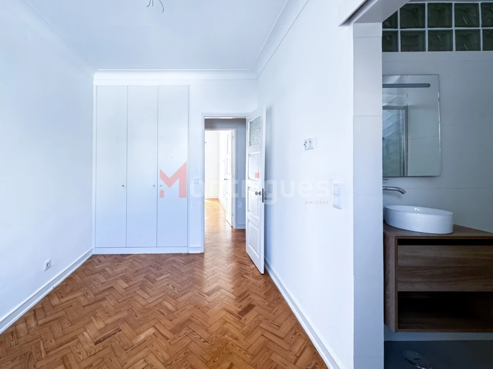 Apartamento T2 para Arrendamento em Moscavide e Portela Foto 8