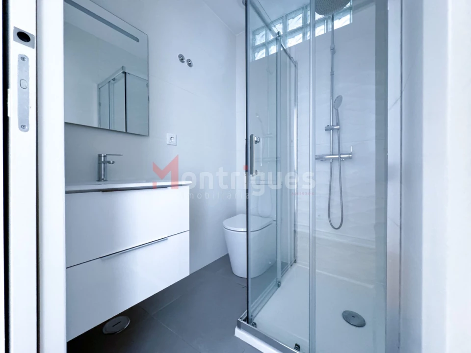 Apartamento T2 para Arrendamento em Moscavide e Portela Foto 13