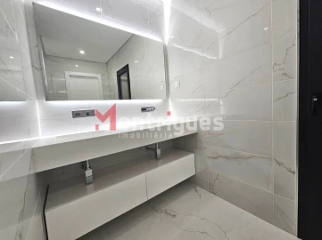 Apartamento T7 para Venda em Montijo e Afonsoeiro