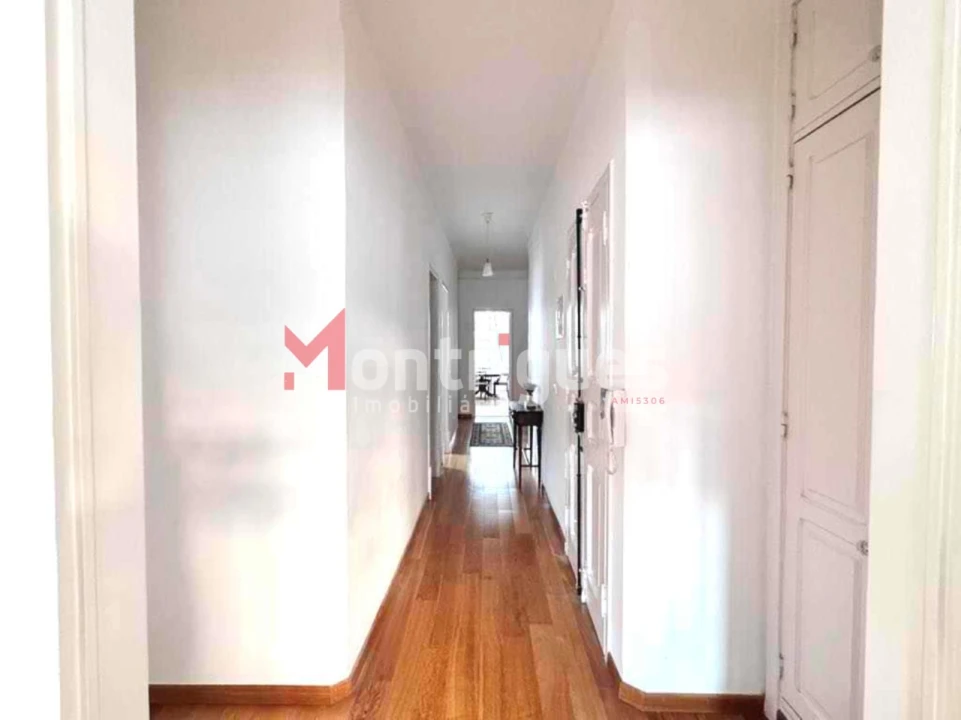 Apartamento T4 para Arrendamento em Avenidas Novas Foto 4