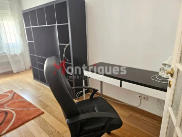 Apartamento T4 para Arrendamento em Avenidas Novas