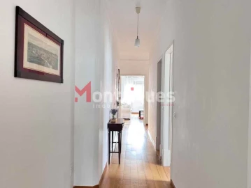 Apartamento T4 para Arrendamento em Avenidas Novas