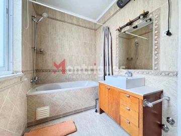 Apartamento T4 para Arrendamento em Avenidas Novas