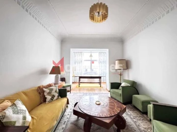 Apartamento T4 para Arrendamento em Avenidas Novas