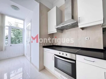Apartamento T4 para Arrendamento em Avenidas Novas