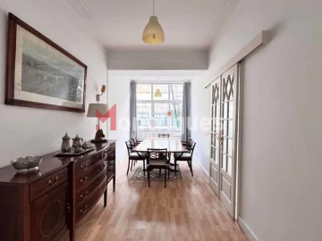 Apartamento T4 para Arrendamento em Avenidas Novas