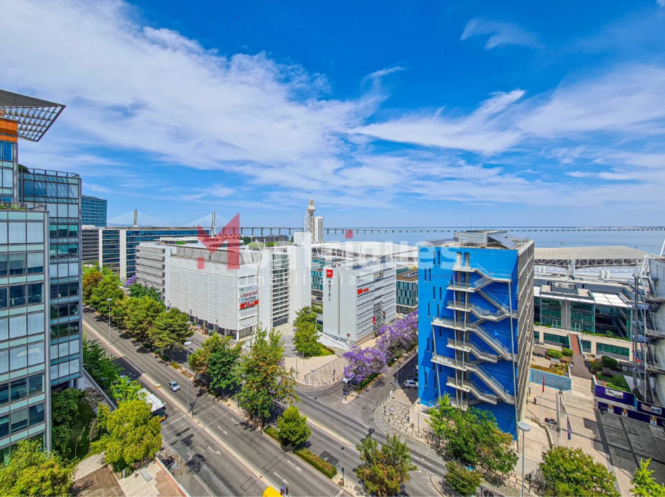 Apartamento T4 para Arrendamento em Parque das Nações Foto 2