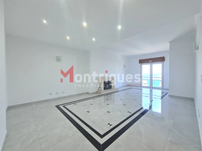 Apartamento T4 para Arrendamento em Parque das Nações Foto 3
