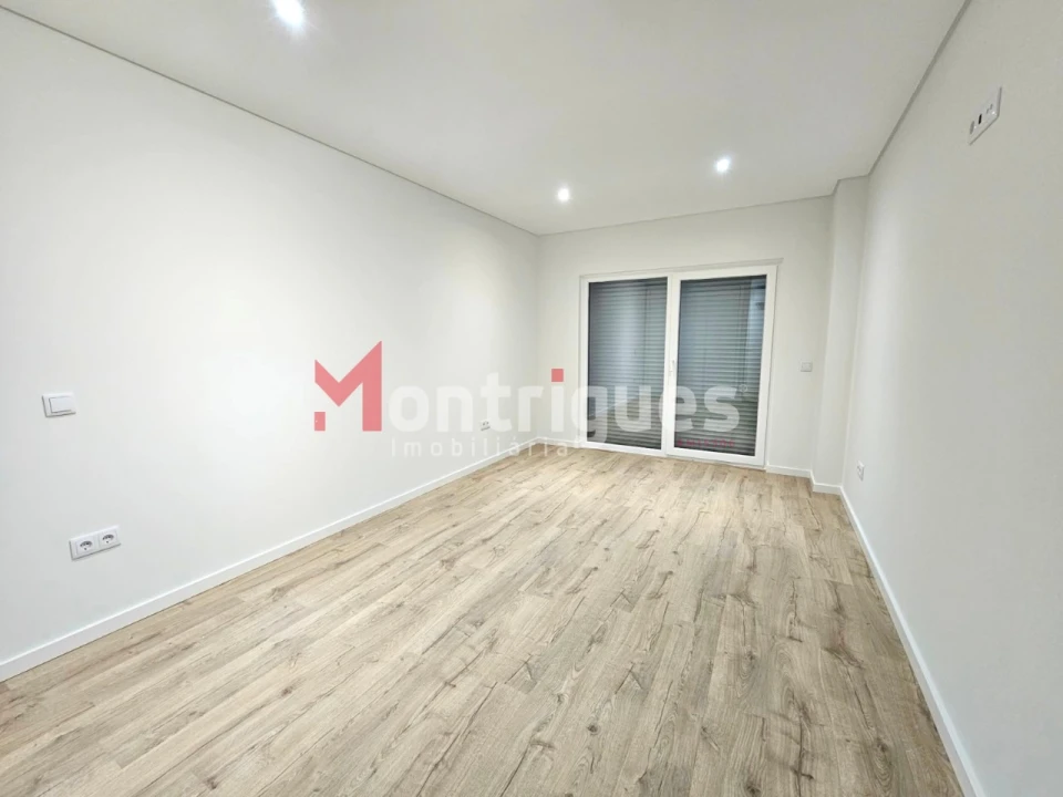 Apartamento T3 para Venda em Montijo e Afonsoeiro Foto 14