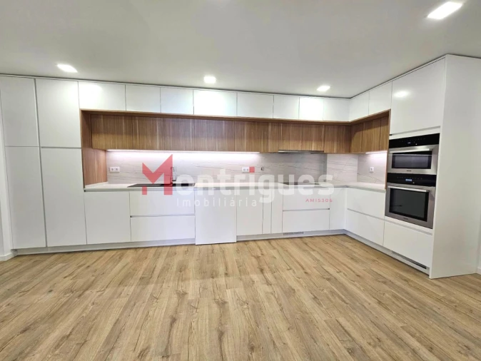 Apartamento T3 para Venda em Montijo e Afonsoeiro Foto 6