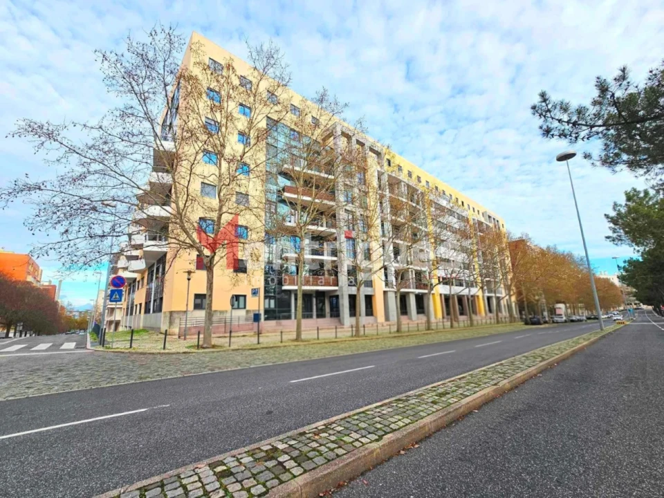 Apartamento T2 para Arrendamento em Parque das Nações Foto 1