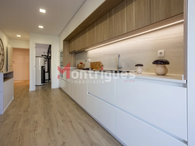 Apartamento T3 para Venda em Montijo e Afonsoeiro Foto 9