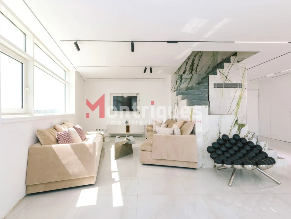Apartamento T3 para Venda em Parque das Nações Foto 11