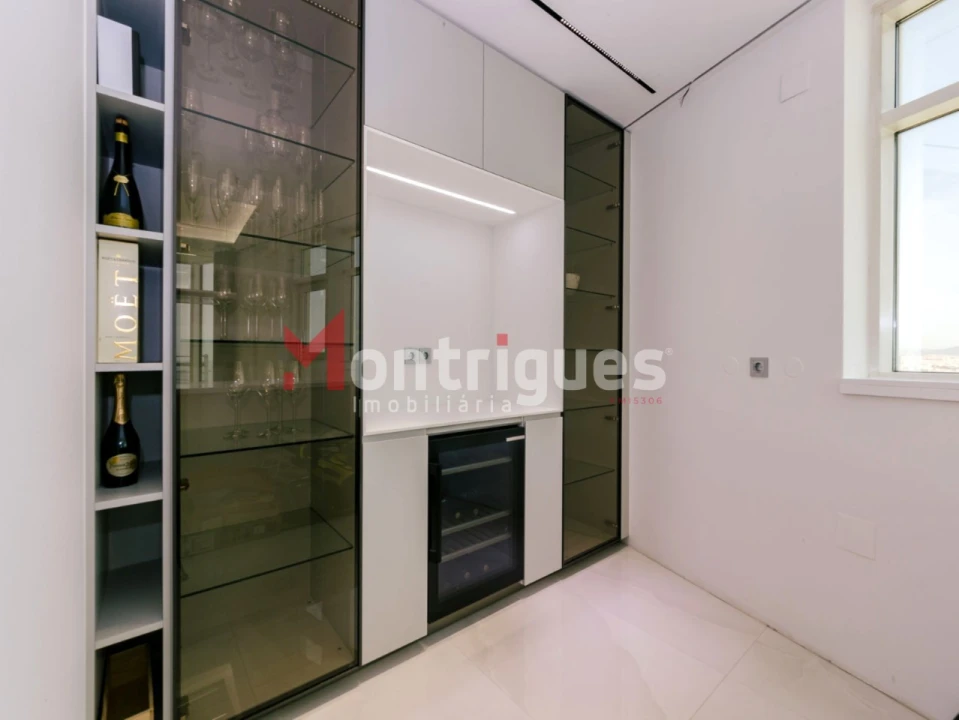 Apartamento T3 para Venda em Parque das Nações Foto 15