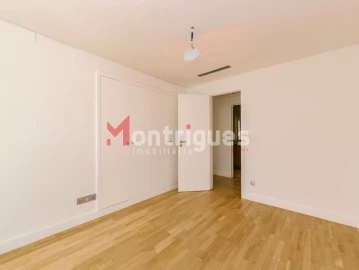 Apartamento T3 para Venda em Parque das Nações