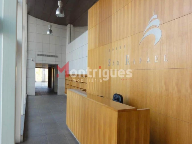 Apartamento T3 para Venda em Parque das Nações Foto 5