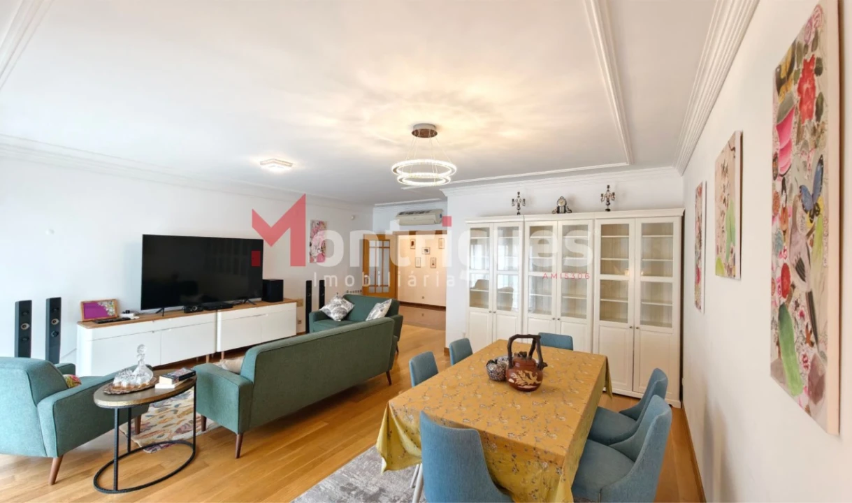 Apartamento T4 para Venda em Parque das Nações Foto 11