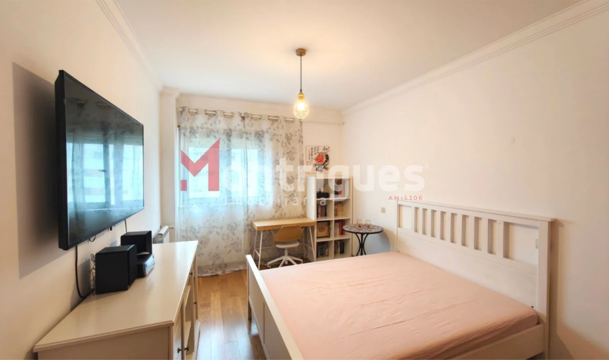 Apartamento T4 para Venda em Parque das Nações Foto 17