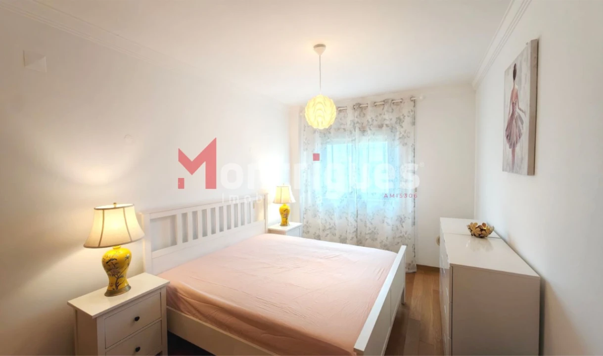 Apartamento T4 para Venda em Parque das Nações Foto 19