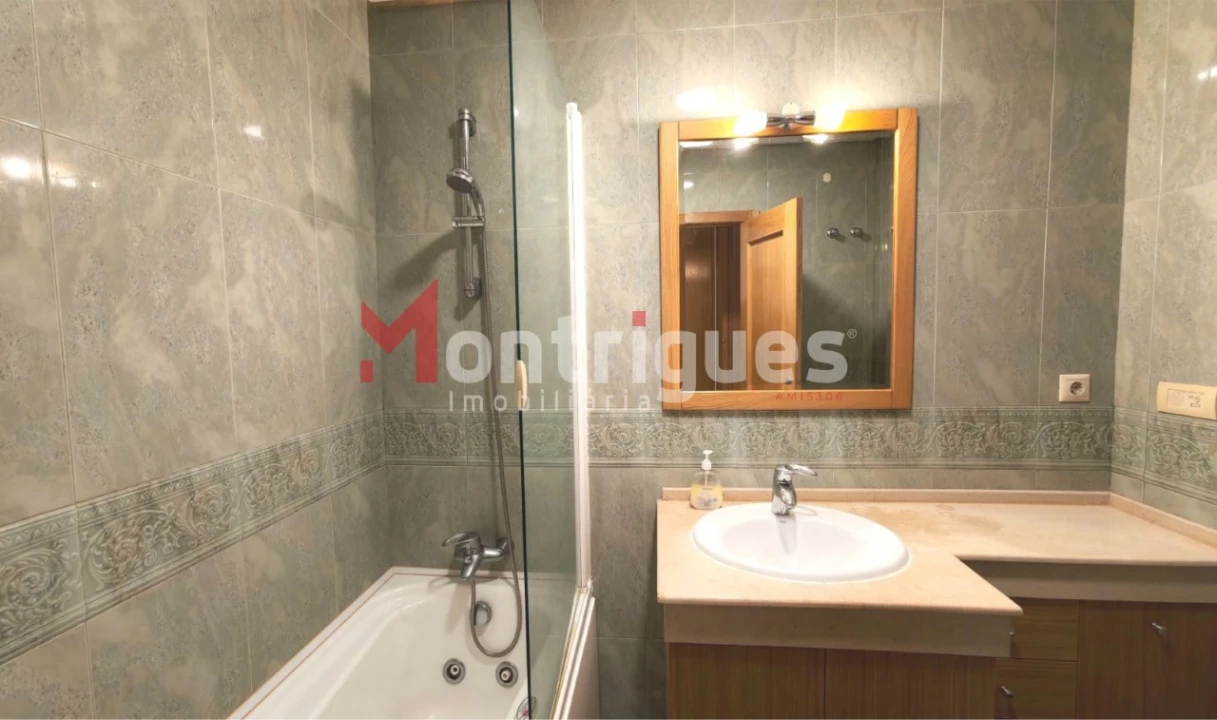 Apartamento T4 para Venda em Parque das Nações Foto 26