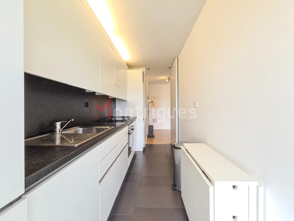 Apartamento T2 para Arrendamento em Parque das Nações Foto 6