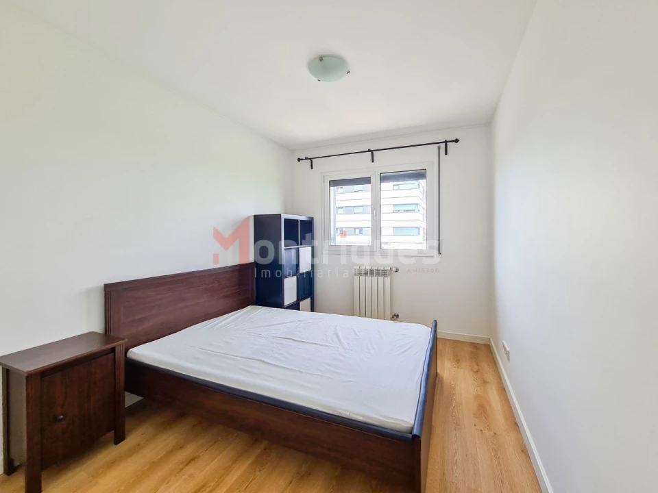 Apartamento T2 para Arrendamento em Parque das Nações Foto 18
