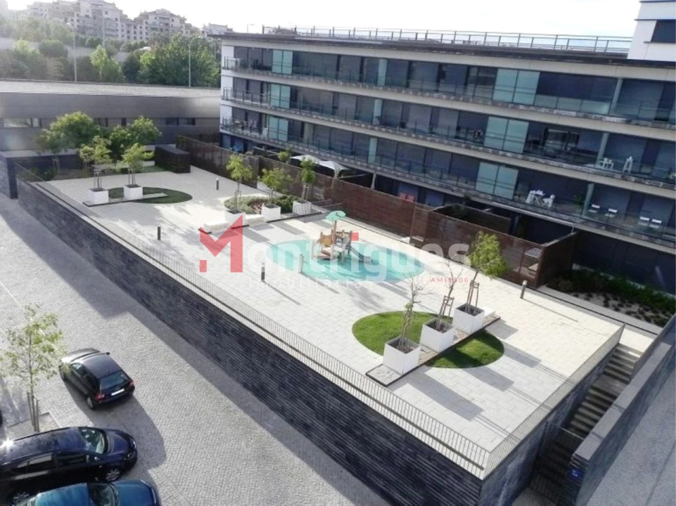 Apartamento T2 para Arrendamento em Parque das Nações Foto 28
