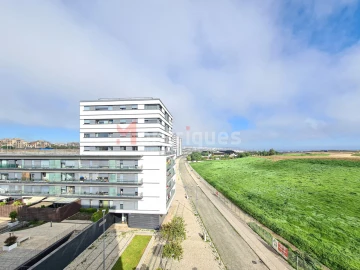 Apartamento T2 para Arrendamento em Parque das Nações