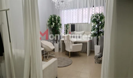 Loja para Arrendamento em Vialonga