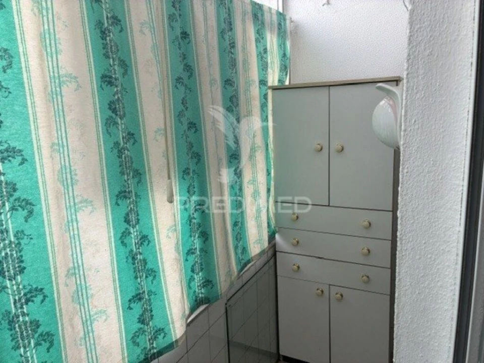 Apartamento T4 para Venda em Olhão Foto 11