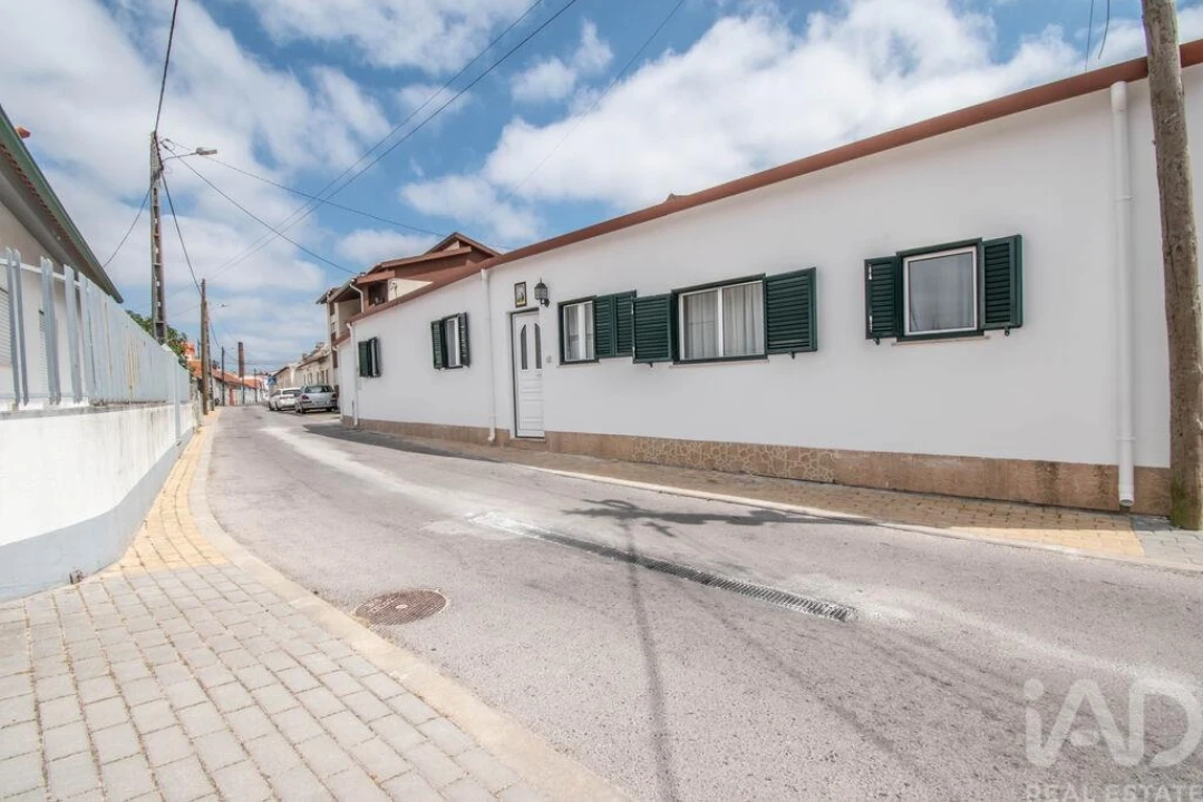 Moradia T3 para Venda em Marinha Grande Foto 16