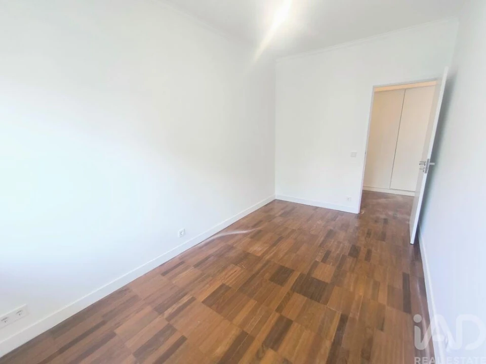 Apartamento T3 para Venda em Avenidas Novas Foto 12