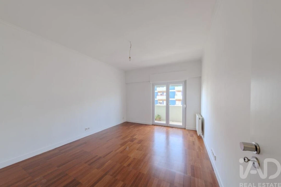 Apartamento T3 para Venda em Avenidas Novas Foto 10
