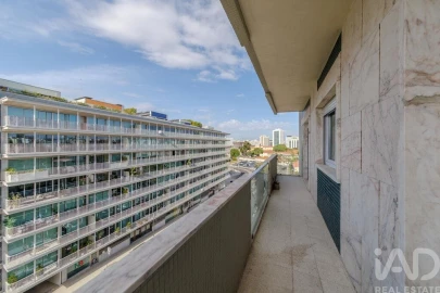 Apartamento T3 para Venda em Avenidas Novas